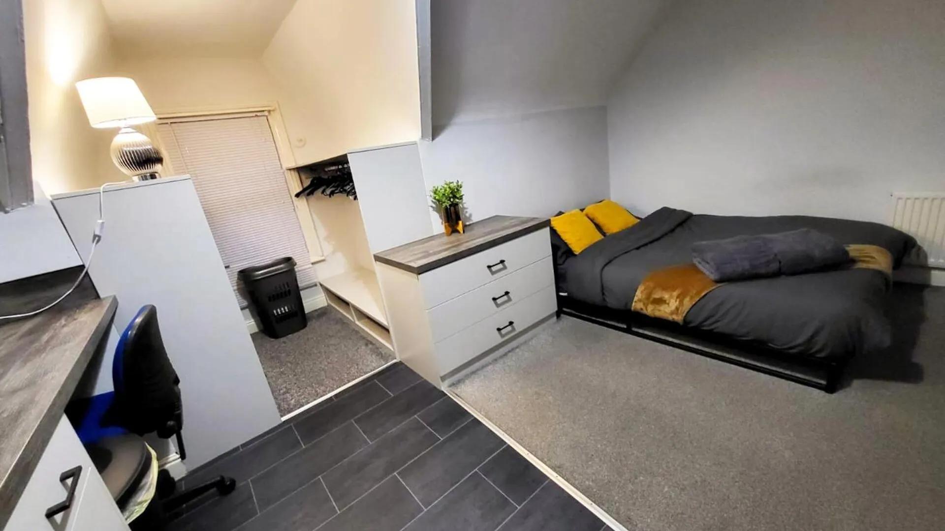 Stay Sleep Rest De Grey Kingston upon Hull Maison d'hôtes