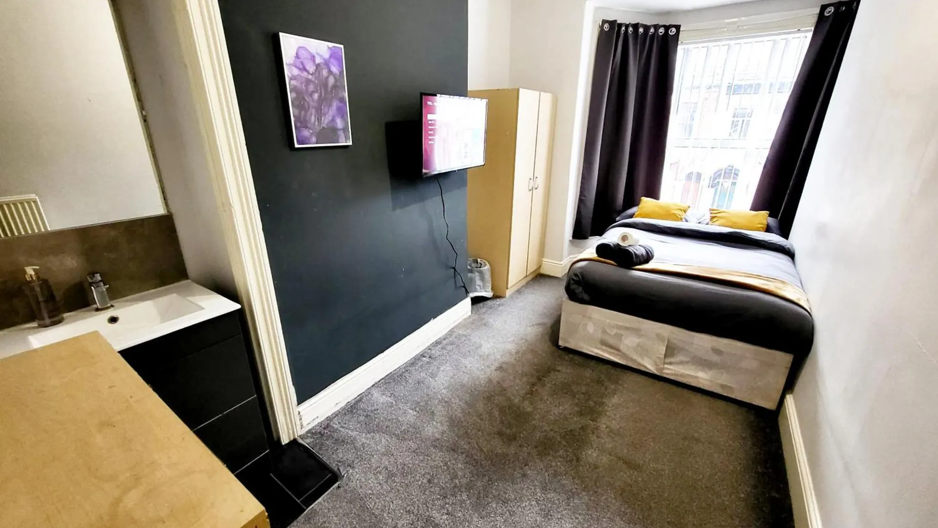 Stay Sleep Rest De Grey Kingston upon Hull 0*,